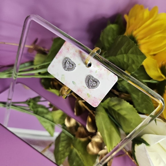 Heart Stud 925 Sterling Silver Rhinestone Earrings BRAND NEW - Picture 3 of 3